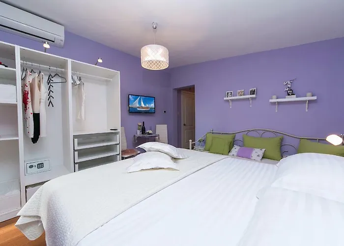 Palma * Μακάρσκα